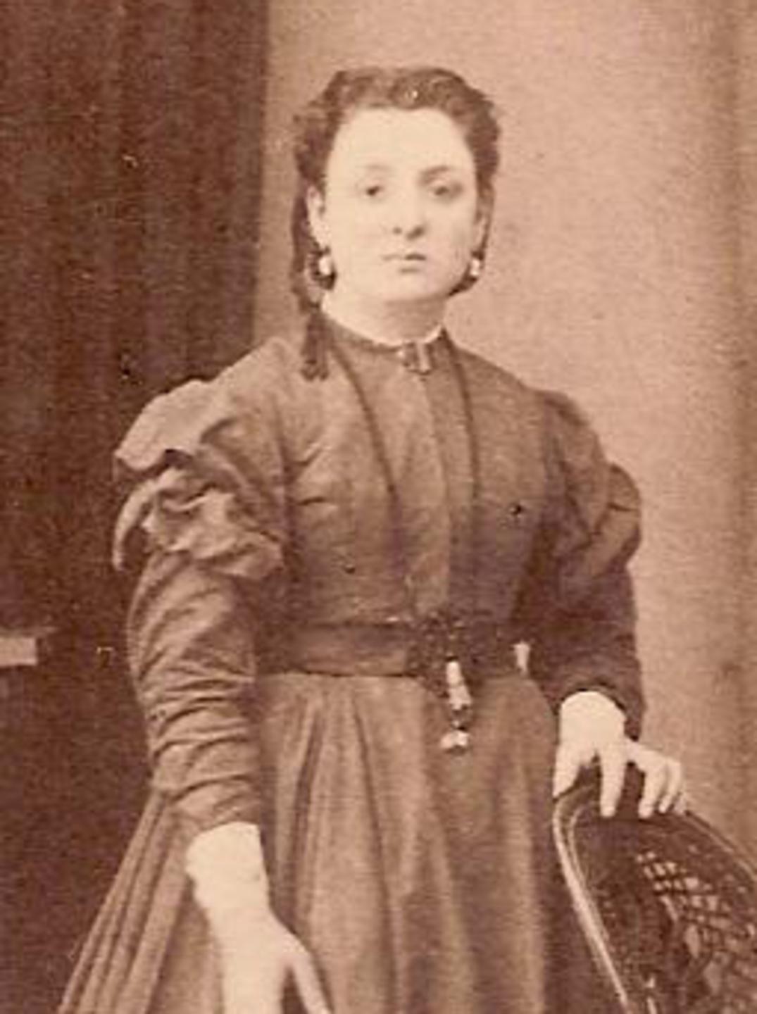 Lydia Esther Davis (1852 - 1937) Profile